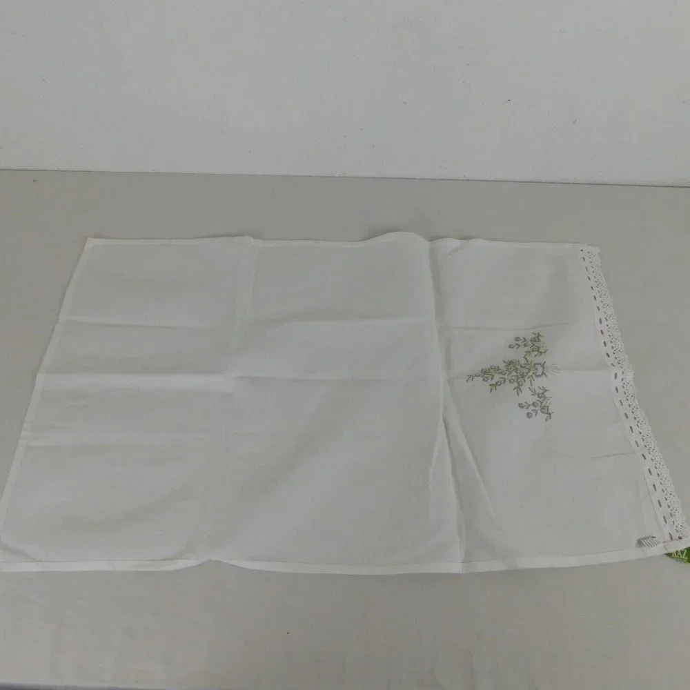 Embroidered Purple Flower Tablecloth Cover Dresser Scarf Raz Import Cotton 25x15 - Picture 4 of 7
